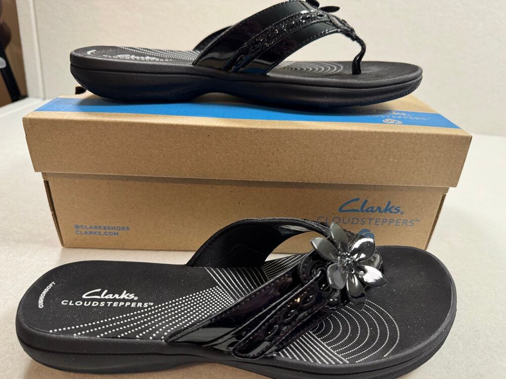 Clarks New CloudSteppers Black Patent Breeze Flip Flop Sandals 9M EU40